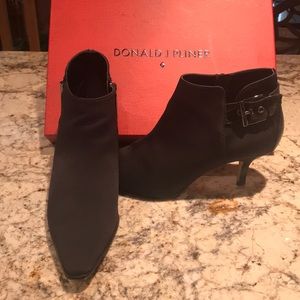 Black nylon and leather shoe boot